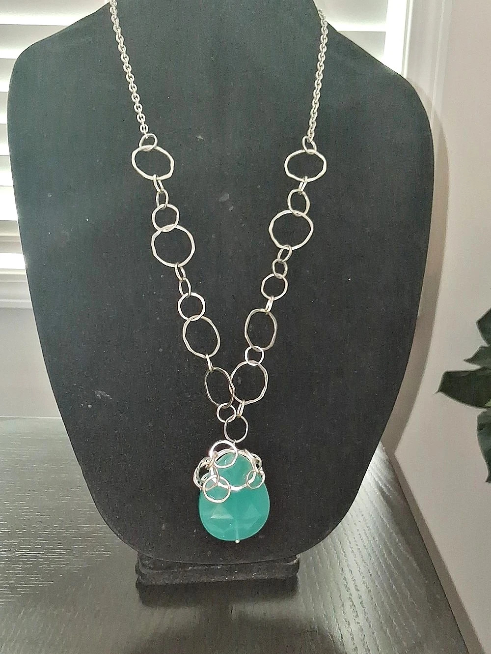 Lia Sophia Vintage Silver-Tone Linked Circle Pendant Necklace